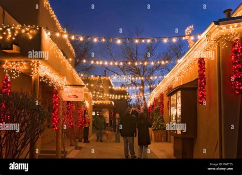 Farolito Walk Santa Fe Hi Res Stock Photography And Images Alamy