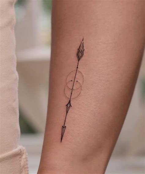 The Meanings Behind The Arrow Tattoo A Growing Trend On Inspirationde