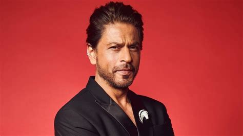 Shah Rukh Khan To Be Honoured With Career Achievement Award Pardo Alla