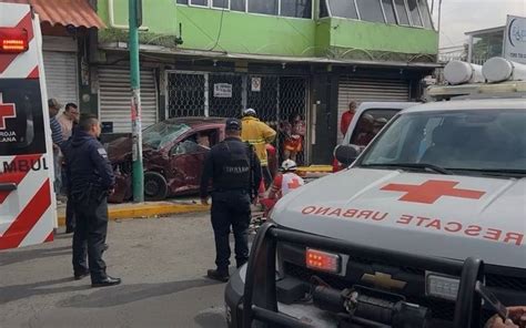 Choque En Calles De Toluca Deja A Dos Personas Lesionadas El Sol De Toluca En Edomex