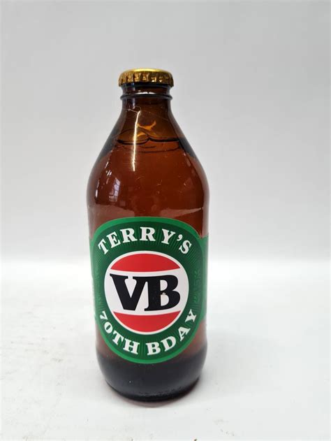 Lot Victoria Bitter 22x375ml Beer