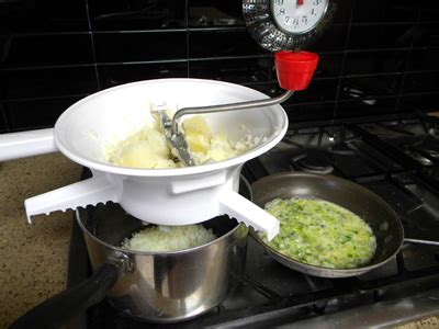 Perfect Mashed Potatoes With A Food Mill Les Petites Gourmettes