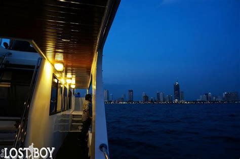 Manila Bay Sunset Cruise on a Yacht - Paperblog