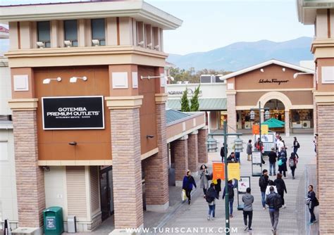 Belanja Murah Di Gotemba Premium Outlets Turis Cantik