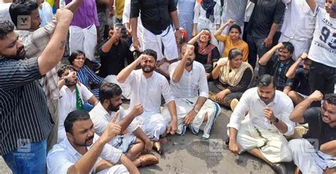 Youth Congress Protest Turns Violent In Kozhikode