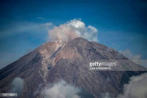 Semeru Mountain Photos and Premium High Res Pictures - Getty Images