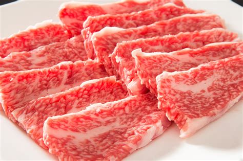 【楽天市場】【但馬牛】中落ちカルビ焼肉用300g2人前【国産牛肉 和牛 A5ランク 黒毛和牛 松阪牛 ギフト 帰歳暮 神戸牛 近江牛 米沢