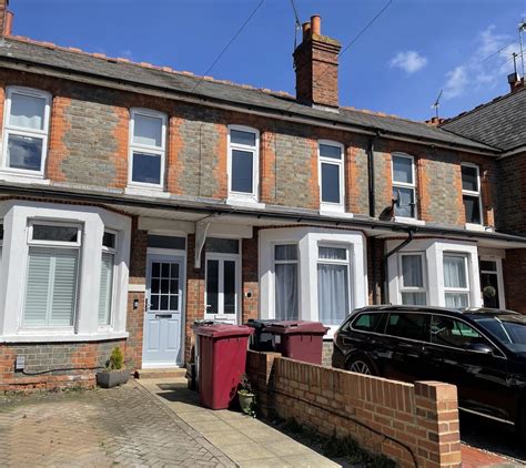 Gosbrook Road Reading Rg4 2 Bed End Of Terrace House £1 495 Pcm £