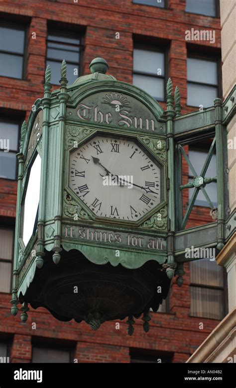 Clock New York City Stock Photo - Alamy