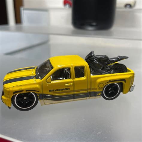 Yahoo オークション Hot Wheels Car Culture TRUCKS CHEVY SILVERADO