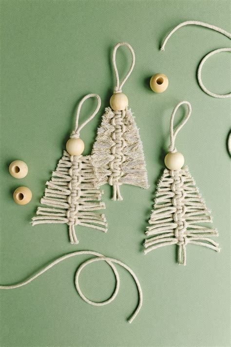 Holiday Crafts Diy Macrame Christmas Ornament The Pretty Life Girls