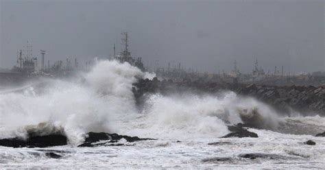 India Lashed By Big Cyclone Typhoon Hits Japan