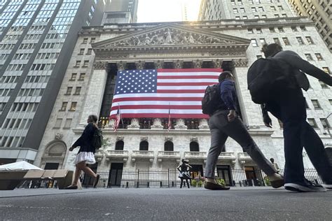 Lindice S P Tsx Cl Ture La Hausse Lundi Wall Street Ferme En Ordre