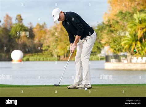 Orlando Florida Usa Th Dec Jason Langer Putts The Th