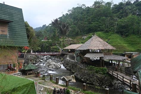 Foto Tempat Wisata Di Baturraden Yang Hits Buat Liburan Tahun Baru