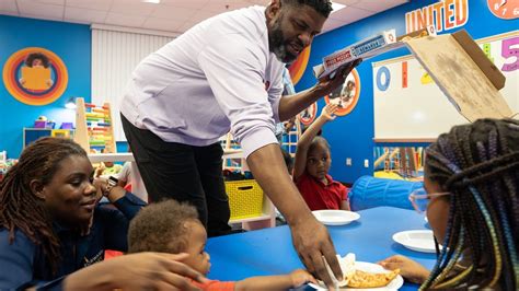 Florida Preschools Help Parents Teach Their Children To Learn