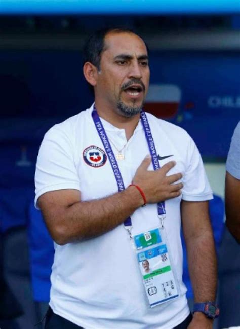 Profesor Del Área De Deportes Fcfm Es Parte Del Equipo Técnico De La