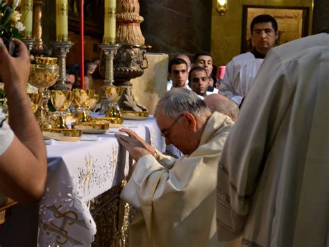 Liturgia Wielkiego Czwartku W Jerozolimie Radiomaryja Pl