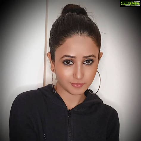 Sana Amin Sheikh Instagram January Gethu Cinema