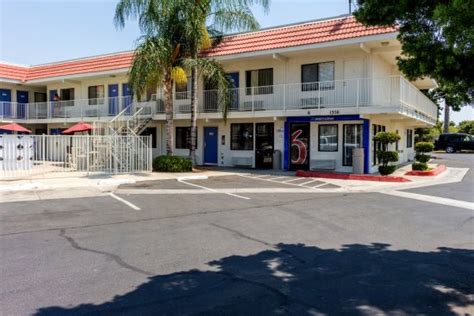 Motel 6 Bakersfield Convention Center ($̶6̶2̶) $50 - UPDATED 2017 Prices & Reviews - CA ...