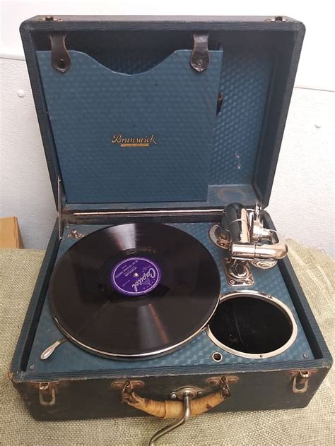 Brunswick Vintage 1920s Portable Phonograph Model 102 Reverb