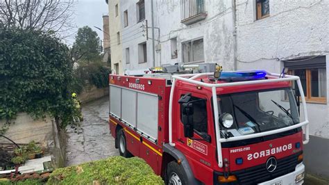 Los Bomberos Apagan Un Incendio En Una Vivienda De Altorricón