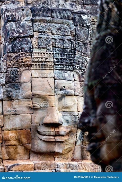 Caras Del Templo Antiguo De Bayon Imagen De Archivo Imagen De Khmer