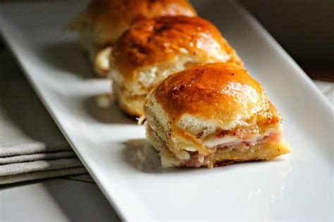 Warm Ham & Cheese Party Rolls Recipe by Patricia - CookEatShare