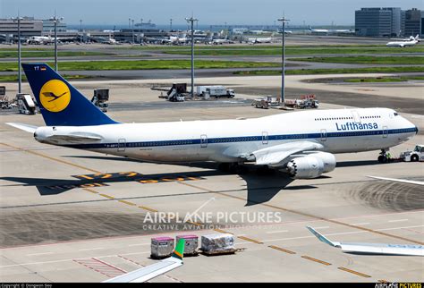 D ABYT Lufthansa Boeing 747 8 At Tokyo Haneda Intl Photo ID