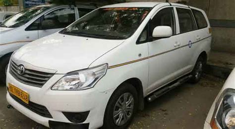 8 Seater Toyota Innova Car Taxi Hire In Delhi