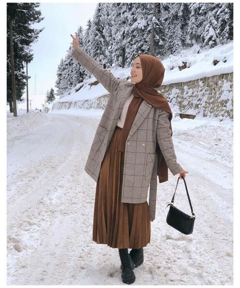 Pin By Andazyar On Hijab Girls Hijab Fashion Muslim Fashion Casual