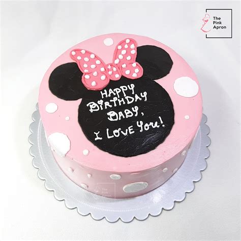 Minnie Mouse Polka Dot Sheet Cake