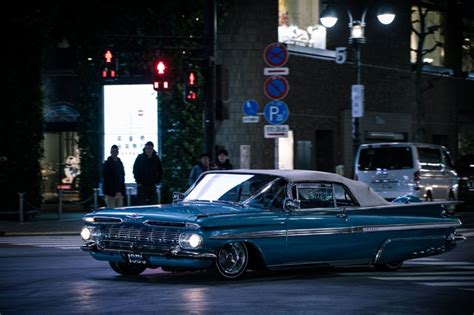 Lowriders in Japan - Japan Airlines