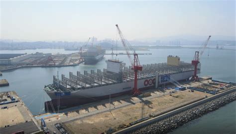 OOCL Receives The Fourth 24 188 TEU Mega Container Vessel Named OOCL