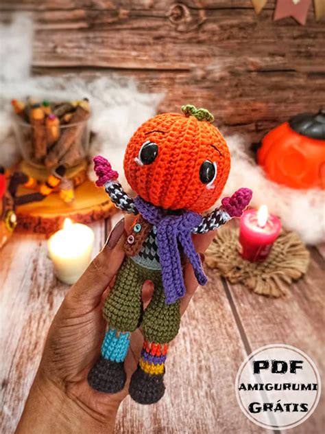 Bonito Abóbora Amigurumi Boneca PDF Receita Grátis