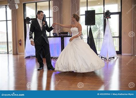 Bride And Groom Dancing Stock Photo Image Of Elegant 45539994