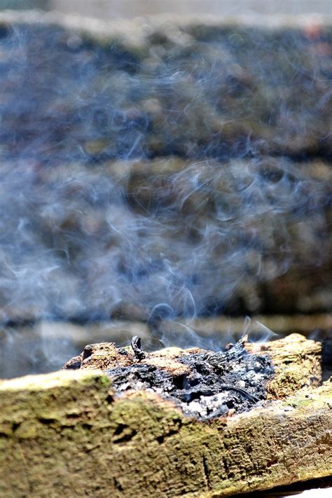 Smoke,dispersed smoke,log,burning,burning log - free image from needpix.com