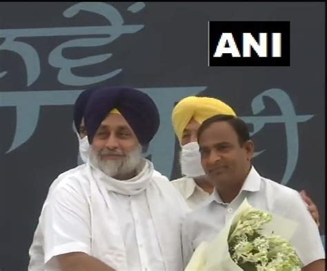 Punjab Assembly Election 2022: Akali Dal forms alliance with Mayawati's BSP, offers 20 seats