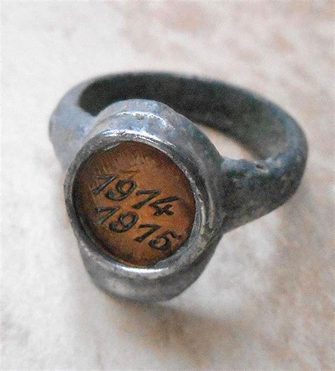 WW1 Trench Art - rare Officer's Cap aluminium ring, with 1914/1915 inlaid decal. | #1776641851