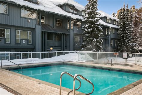 Whistler, BC | Glacier Lodge | Whistler Accommodations