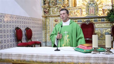 Padre Ricardo Esteves Comove Milhares De Pessoas Textos Que Publica