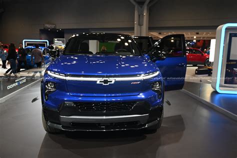 Chevy Flexes Ultium Ev Platform At The 2023 New York Auto Show Makes Statement To Rivals