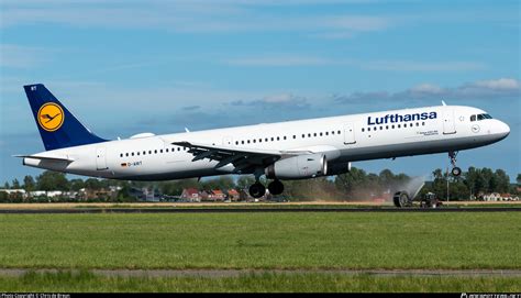 D AIRT Lufthansa Airbus A321 131 Photo By Chris De Breun ID 979928