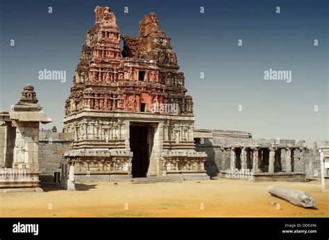 Vittala temple, Hampi, India Stock Photo - Alamy