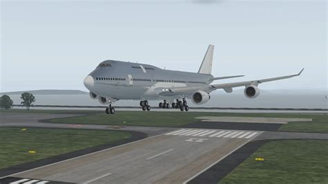 My smoothest landing in the Boeing 747-400! : r/Xplane