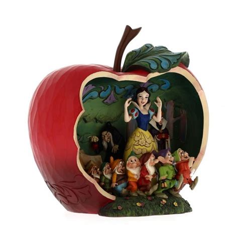 Snow White ~ Apple Scene ~ A Wishing Apple