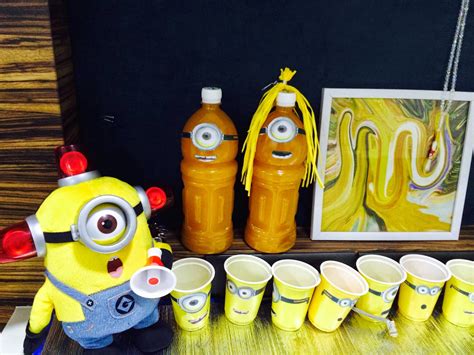 I Heart My Present: Minion Birthday Party