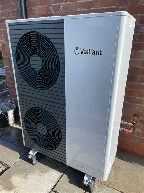 Air Source Heat Pump Alderley Edge Renewable Planet