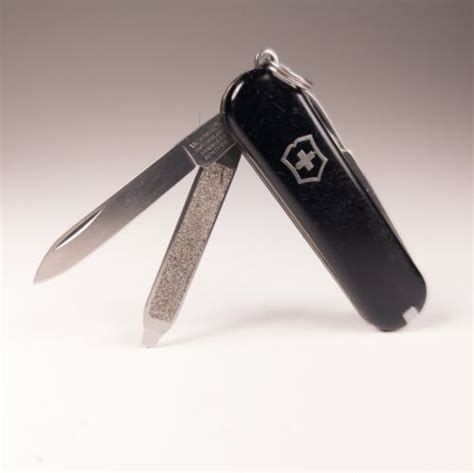 Victorinox Swiss Army Mm Classic Sd Pocket Knife Black Ebay