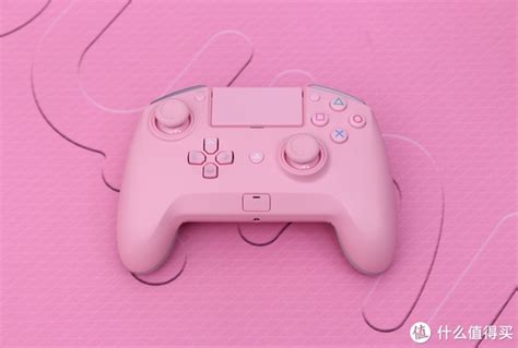 【雷蛇飓兽竞技粉晶版ps4游戏手柄外观展示】按键 摇杆 接口 摘要频道 什么值得买